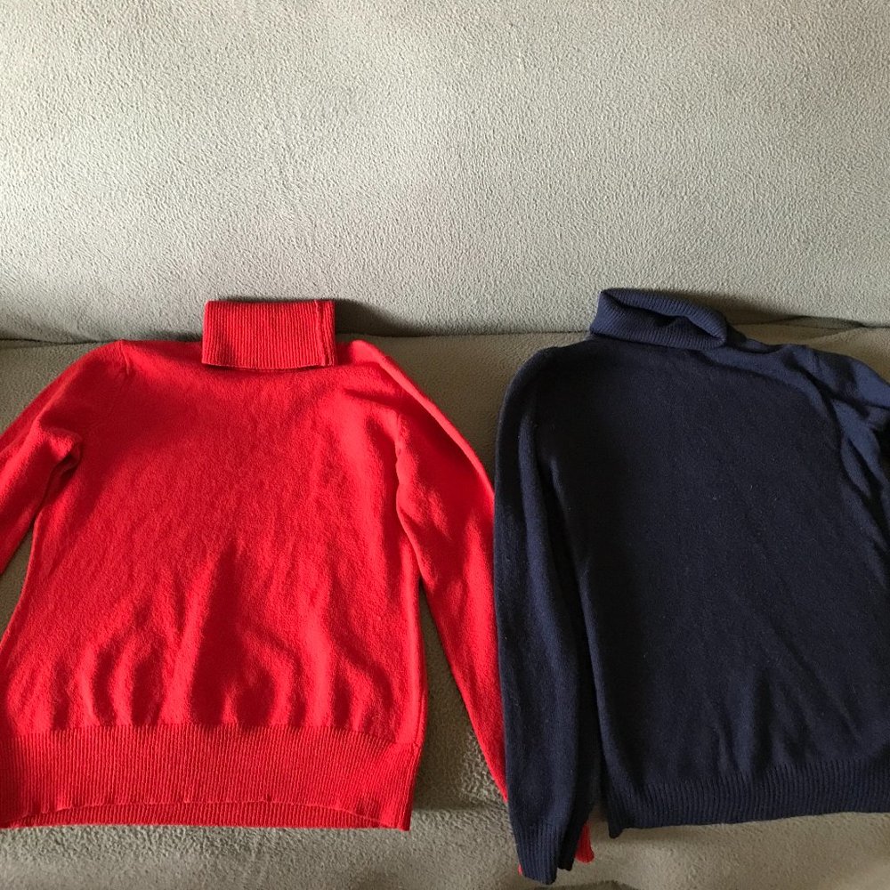 Lot of 2 Wool TURTLENECKS (Banana Republic + Relativity), Sz. S